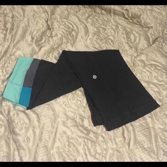 Like New Lululemon 🍋 capris - Picture 2 of 7